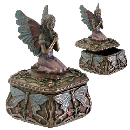 ^ DRAGONFLY FAIRY BOX, C/36
